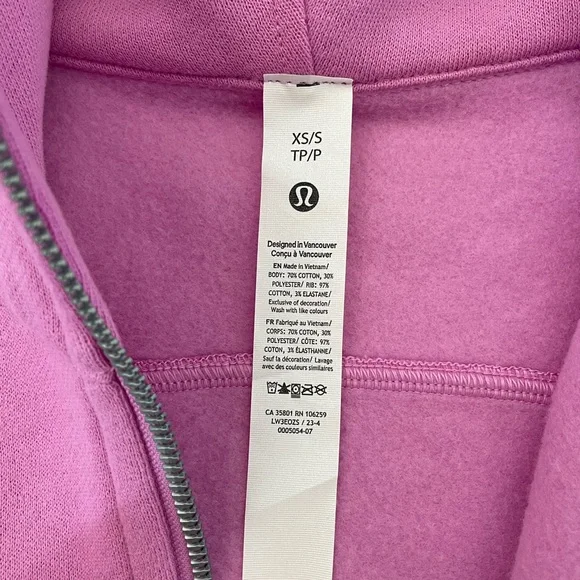 Lululemon full zip semi cropped hoodie. Size xs-sm. - Picture 3 of 9